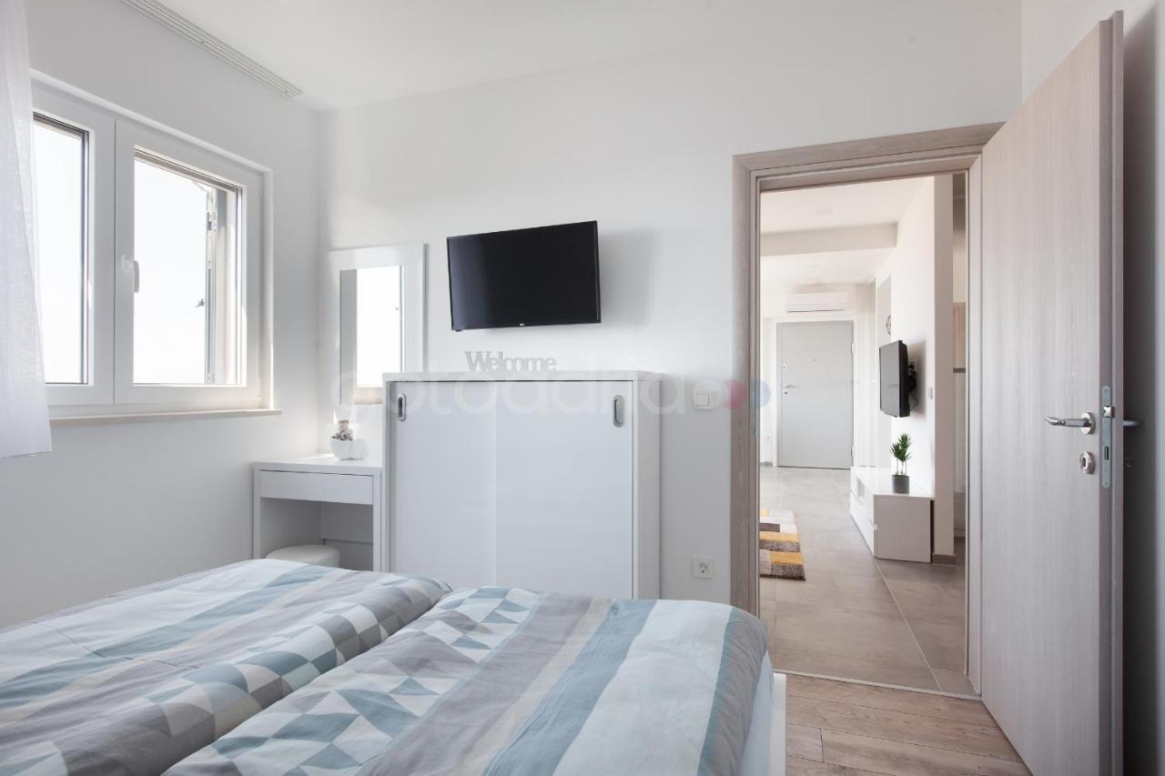 Luxury Apartment Sofia -Free Beach Parking 마카르스카 외부 사진